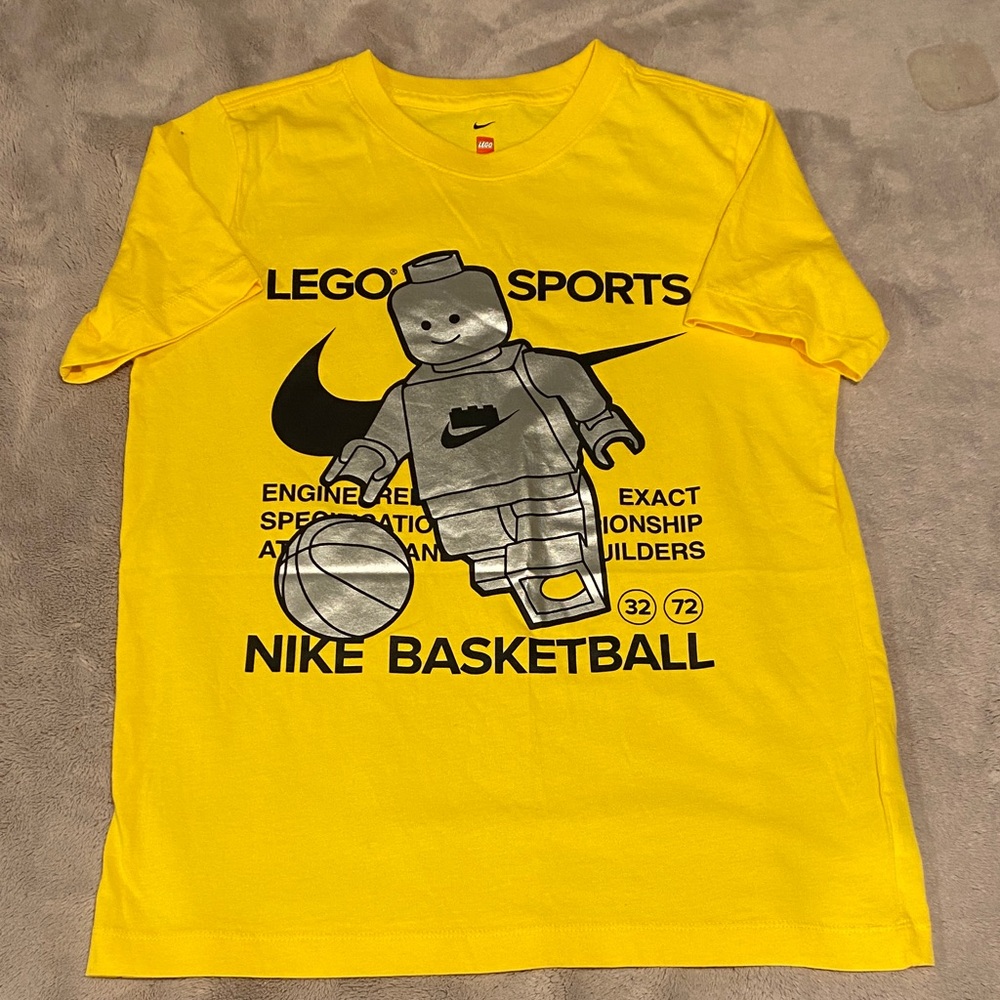 Boys Nike Limited Lego Sports Yellow Nike Basketball Tee Size L